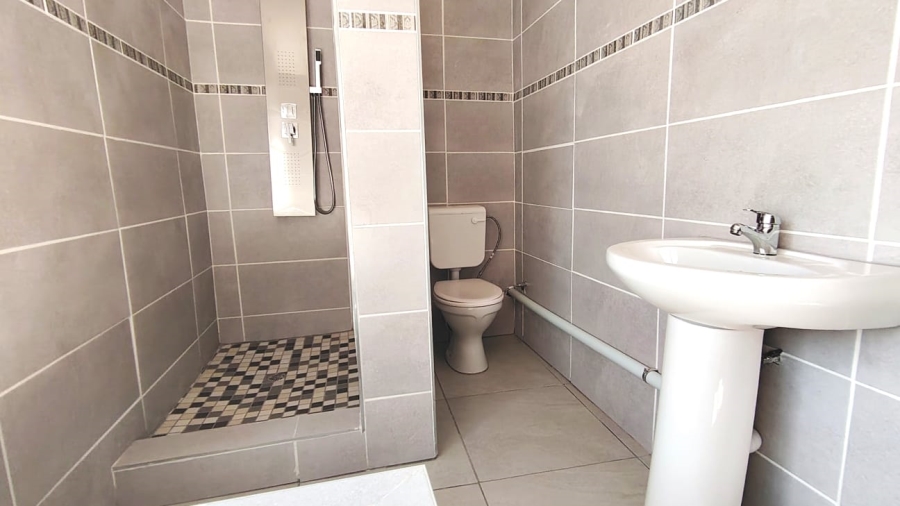 Commercial Property for Sale in Helderstrome AH Gauteng