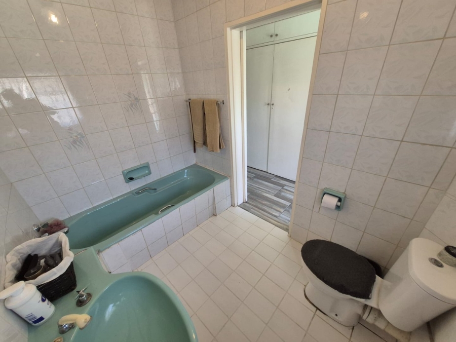 4 Bedroom Property for Sale in Wingate Park Gauteng