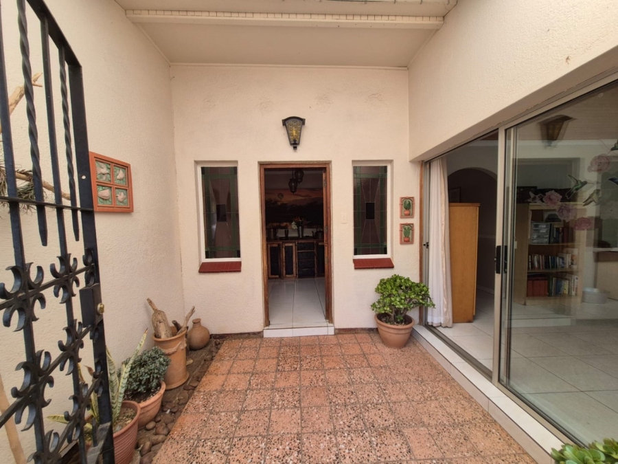 4 Bedroom Property for Sale in Wingate Park Gauteng