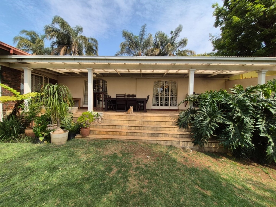 4 Bedroom Property for Sale in Wingate Park Gauteng