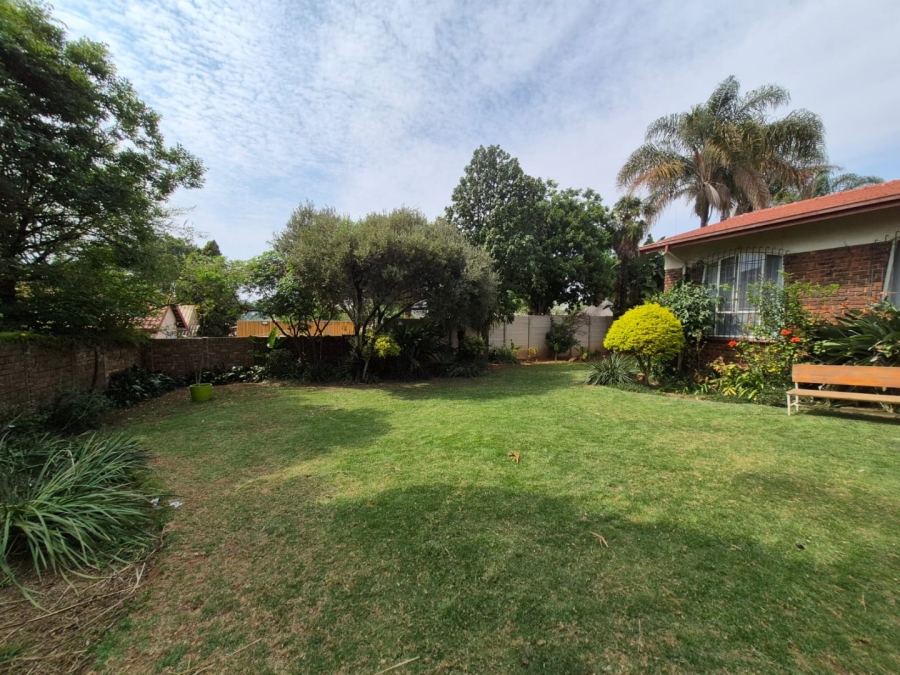 4 Bedroom Property for Sale in Wingate Park Gauteng