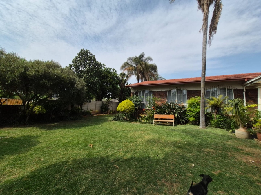 4 Bedroom Property for Sale in Wingate Park Gauteng