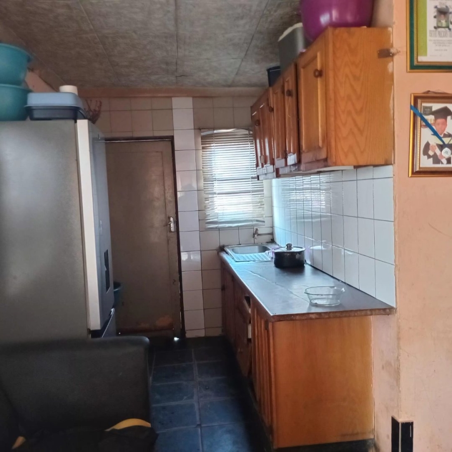 2 Bedroom Property for Sale in Daveyton Gauteng