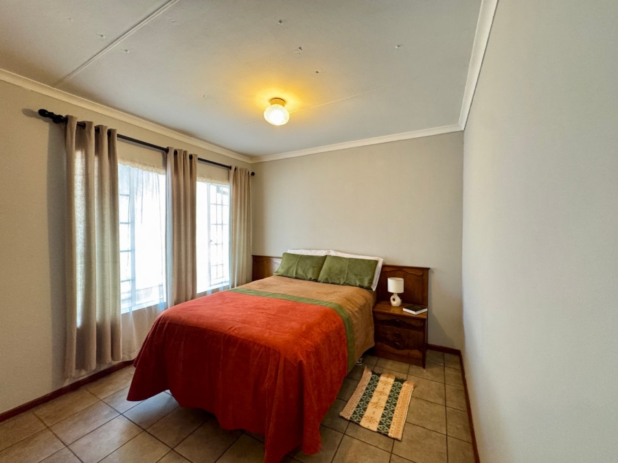 4 Bedroom Property for Sale in Pierre Van Ryneveld Gauteng