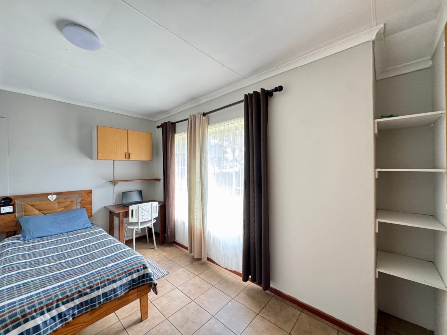 4 Bedroom Property for Sale in Pierre Van Ryneveld Gauteng