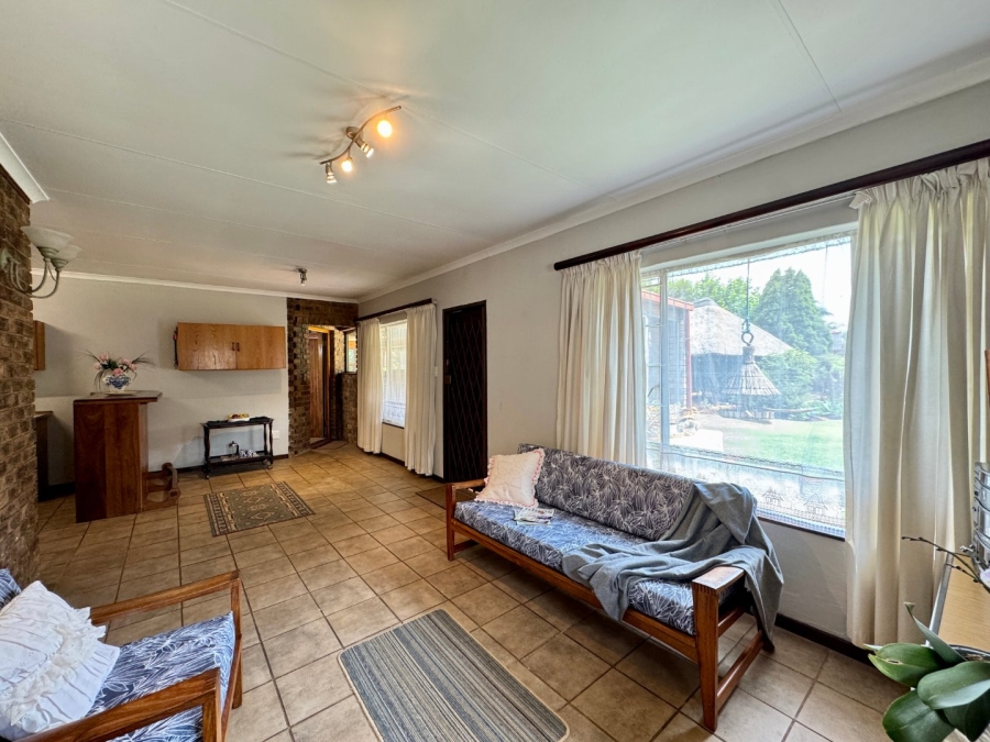 4 Bedroom Property for Sale in Pierre Van Ryneveld Gauteng