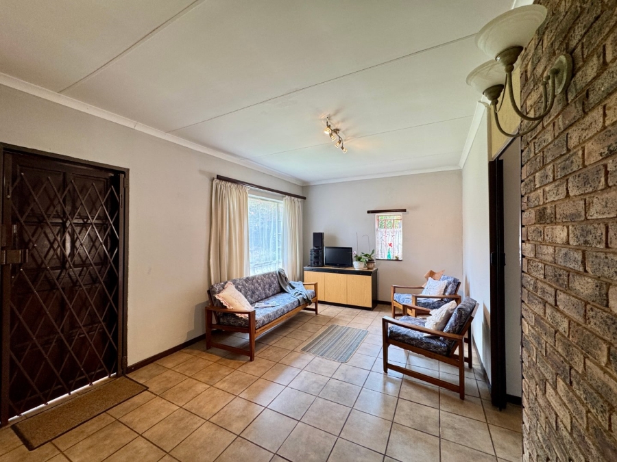 4 Bedroom Property for Sale in Pierre Van Ryneveld Gauteng