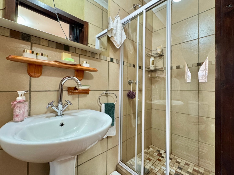4 Bedroom Property for Sale in Pierre Van Ryneveld Gauteng