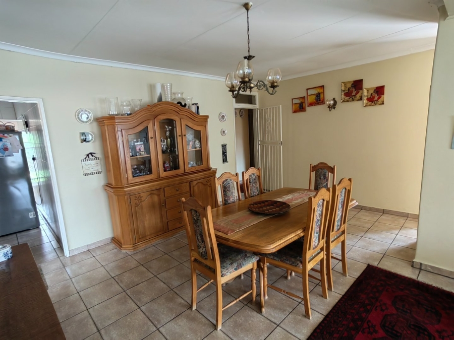 5 Bedroom Property for Sale in Sophiatown Gauteng