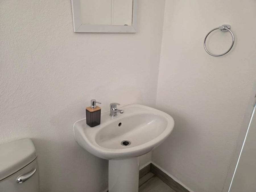 3 Bedroom Property for Sale in Albertsdal Gauteng