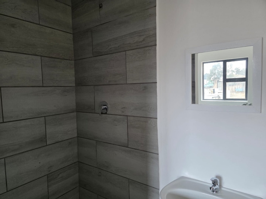 2 Bedroom Property for Sale in Albertsdal Gauteng