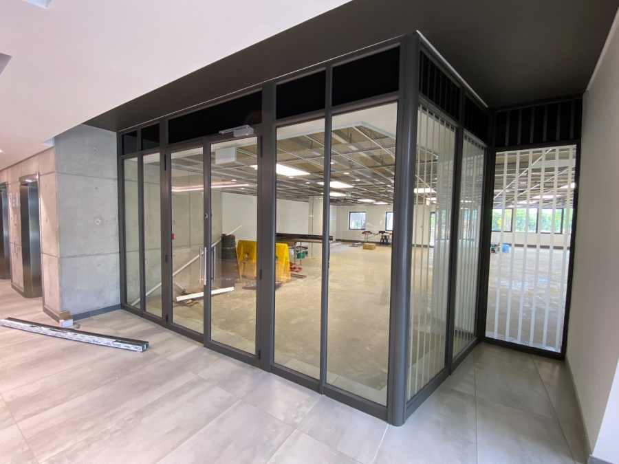 To Let commercial Property for Rent in Die Hoewes Gauteng