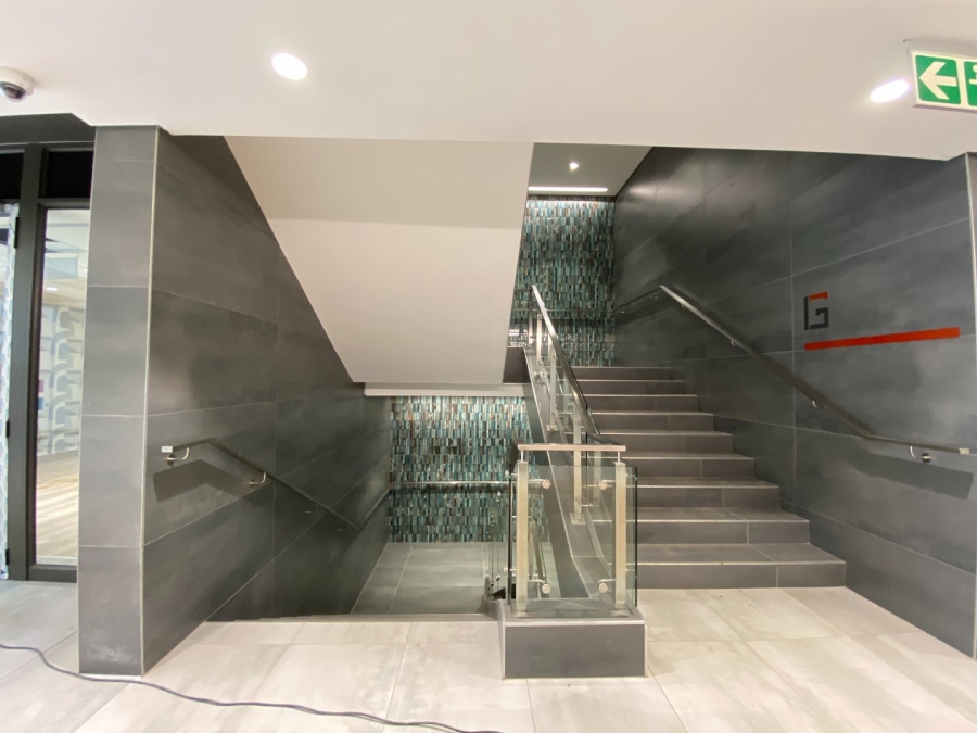 To Let commercial Property for Rent in Die Hoewes Gauteng