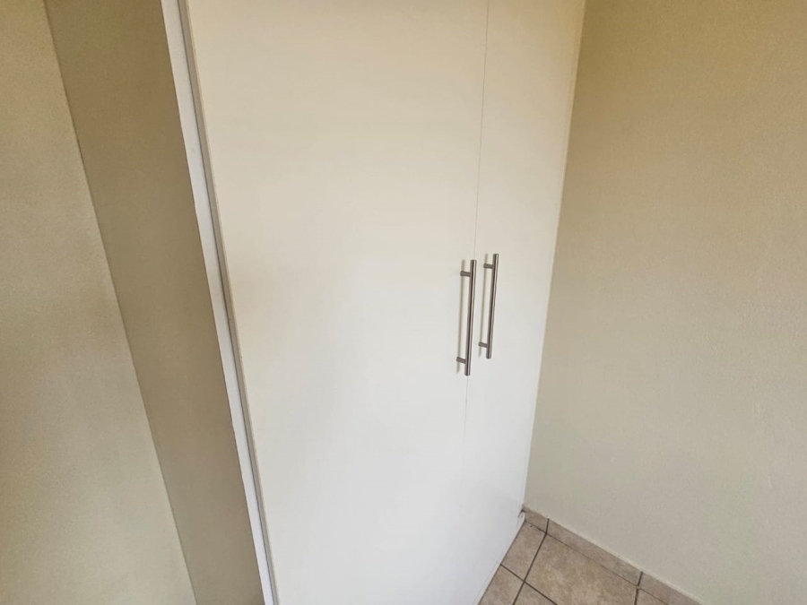 To Let 3 Bedroom Property for Rent in Raslouw Gauteng