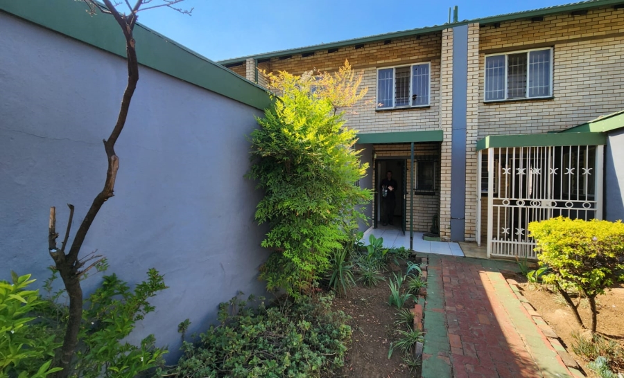 3 Bedroom Property for Sale in Silverton Gauteng