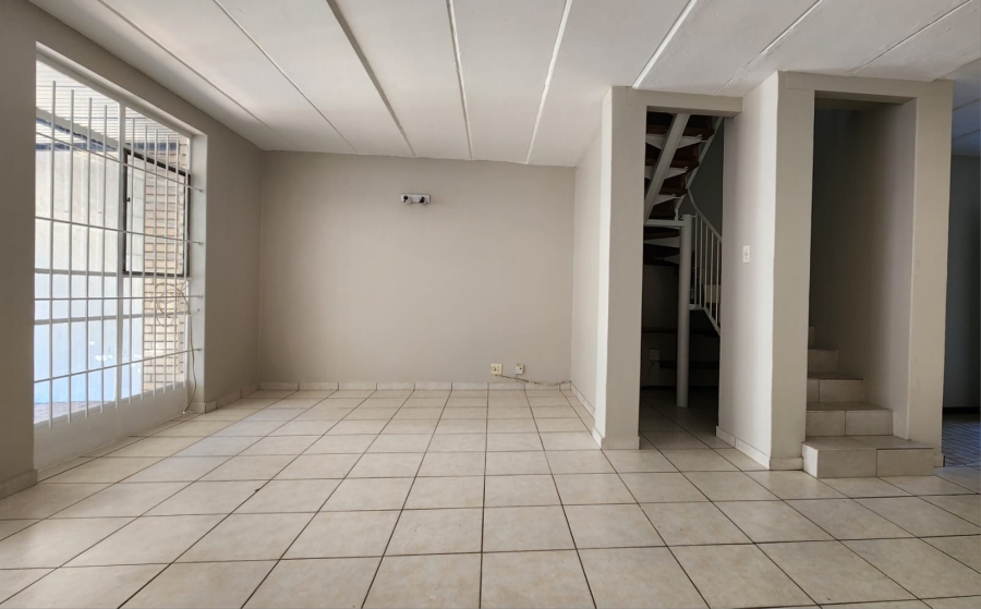 3 Bedroom Property for Sale in Silverton Gauteng