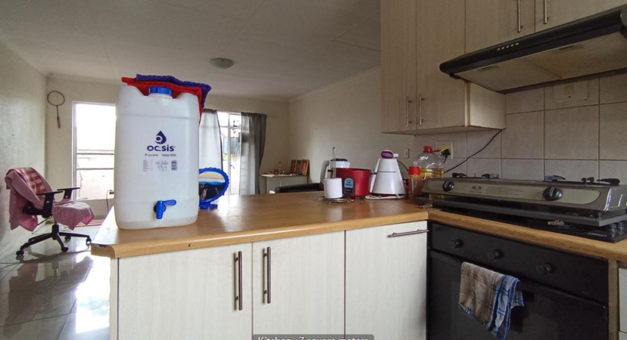 2 Bedroom Property for Sale in Vorna Valley Gauteng