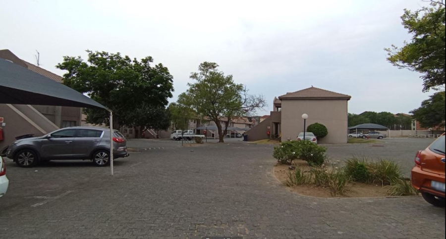 2 Bedroom Property for Sale in Vorna Valley Gauteng