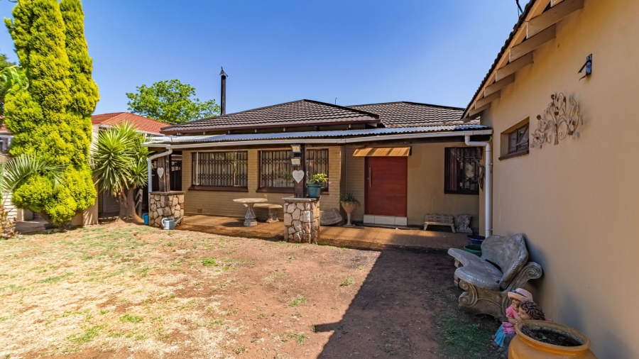 3 Bedroom Property for Sale in The Hill Gauteng
