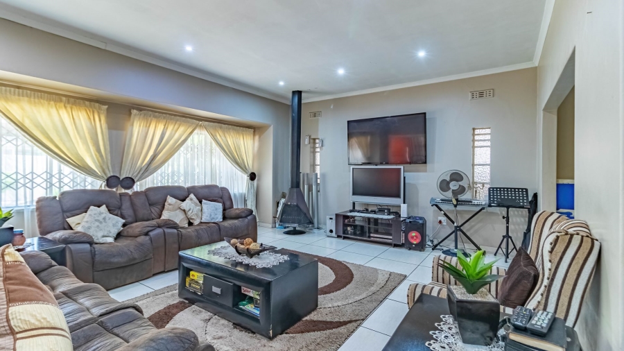 3 Bedroom Property for Sale in The Hill Gauteng