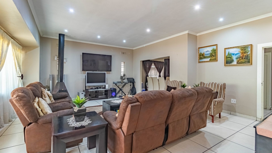 3 Bedroom Property for Sale in The Hill Gauteng