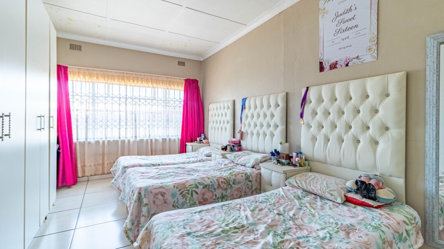 3 Bedroom Property for Sale in The Hill Gauteng