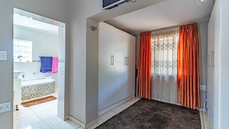 3 Bedroom Property for Sale in The Hill Gauteng