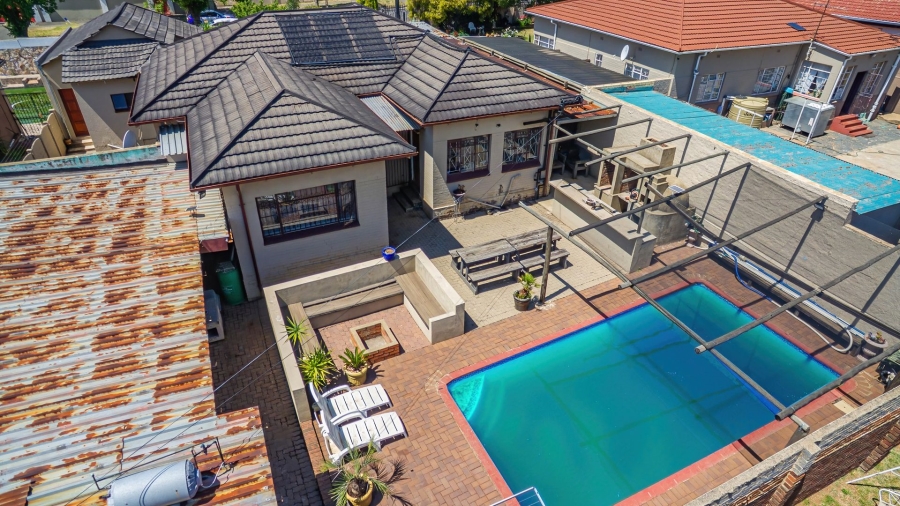 3 Bedroom Property for Sale in The Hill Gauteng