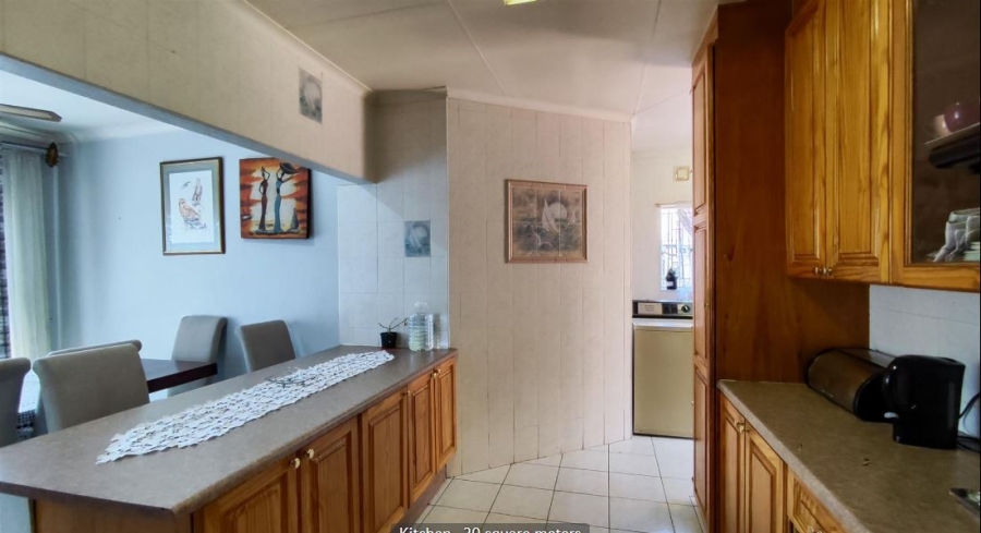 3 Bedroom Property for Sale in Birchleigh North Gauteng