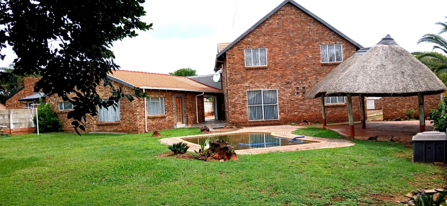 3 Bedroom Property for Sale in Heuweloord Gauteng