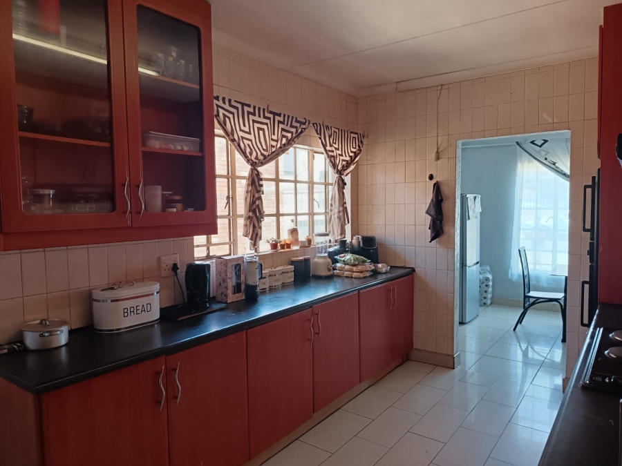 3 Bedroom Property for Sale in Lenasia South Gauteng