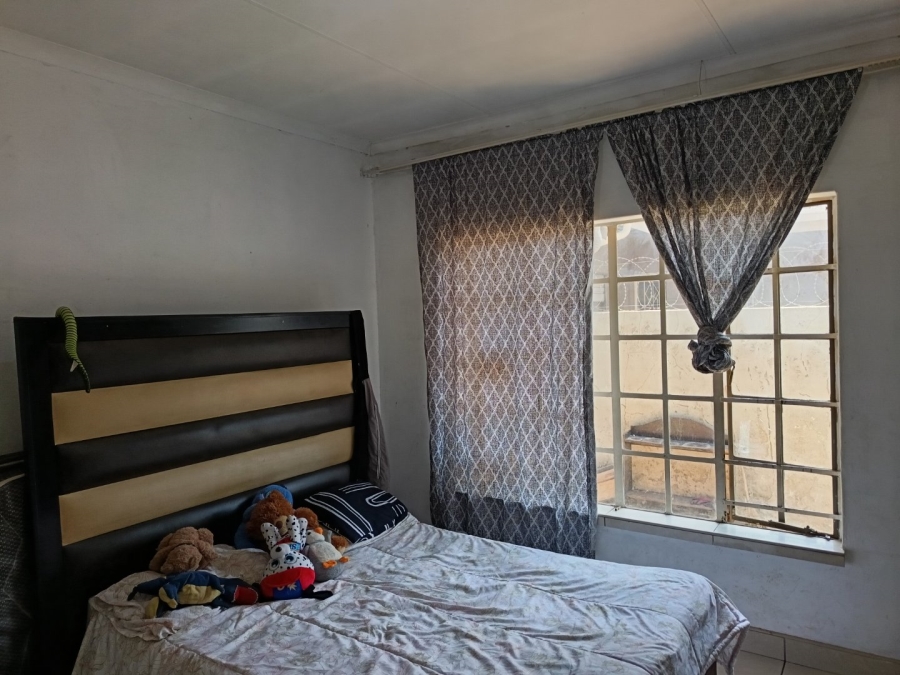 3 Bedroom Property for Sale in Lenasia South Gauteng