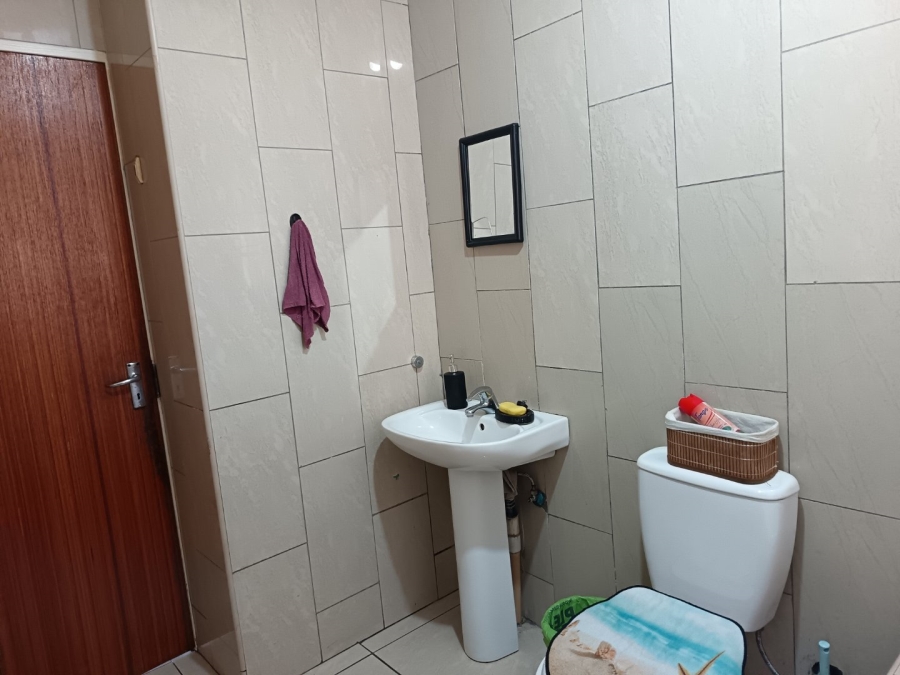 3 Bedroom Property for Sale in Lenasia South Gauteng