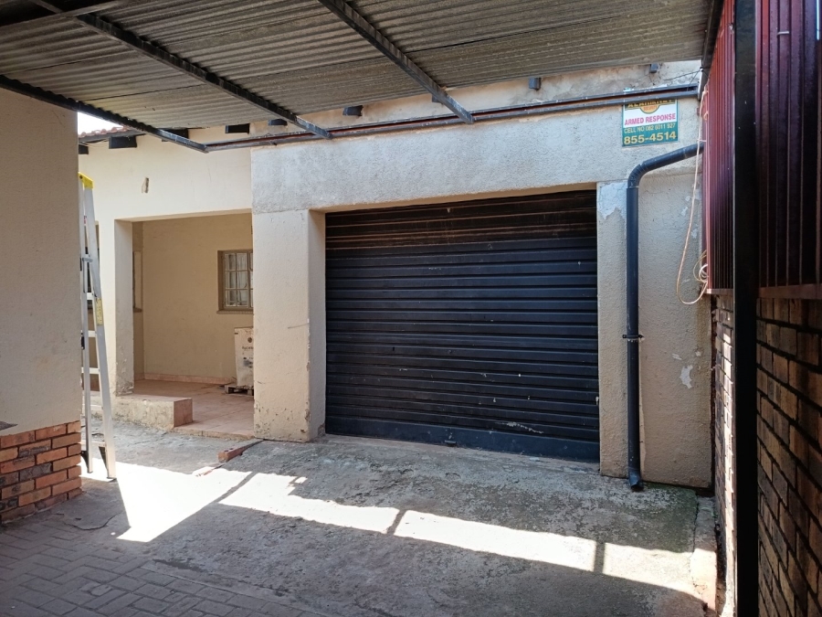 3 Bedroom Property for Sale in Lenasia South Gauteng