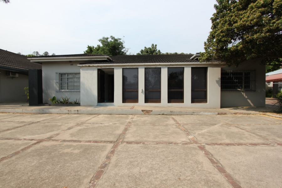 12 Bedroom Property for Sale in Riviera Gauteng