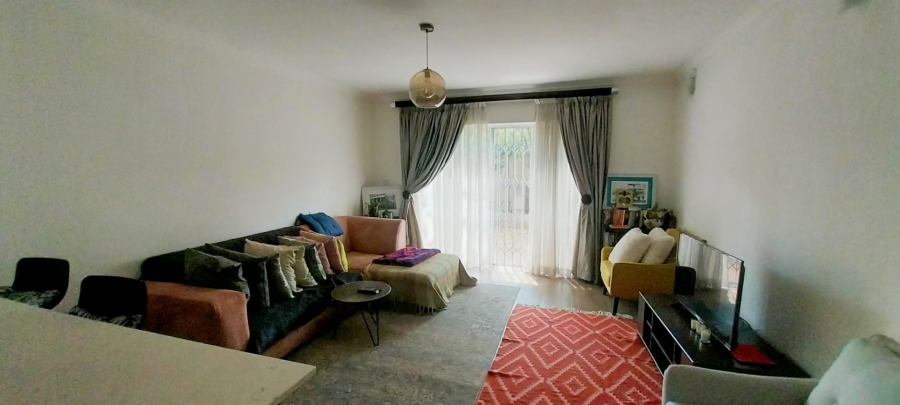 To Let 2 Bedroom Property for Rent in Lombardy East Gauteng
