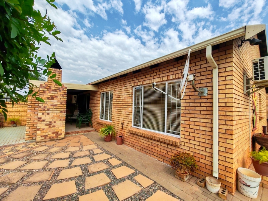 3 Bedroom Property for Sale in Montana Gauteng