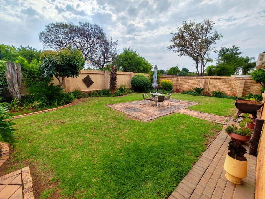 3 Bedroom Property for Sale in Montana Gauteng