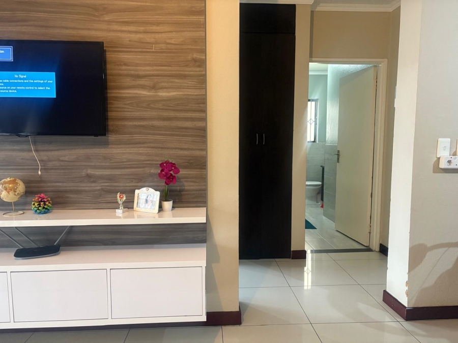To Let 2 Bedroom Property for Rent in Carlswald Gauteng