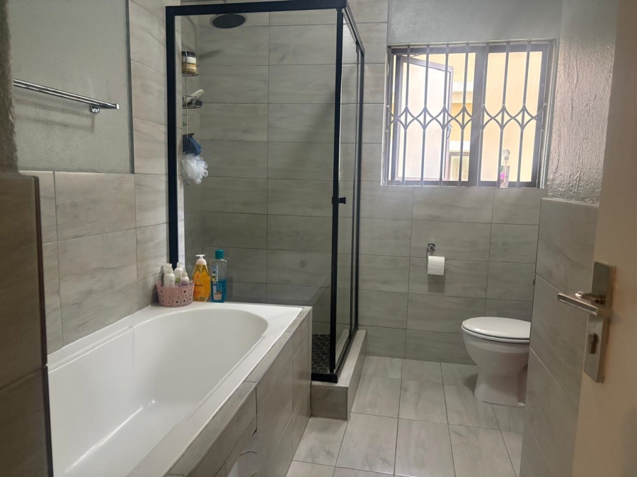 To Let 2 Bedroom Property for Rent in Carlswald Gauteng