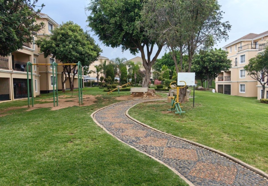 To Let 2 Bedroom Property for Rent in Carlswald Gauteng