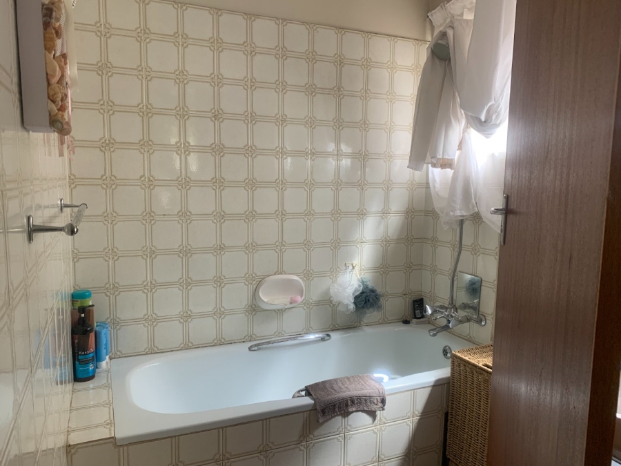 To Let 3 Bedroom Property for Rent in Valhalla Gauteng
