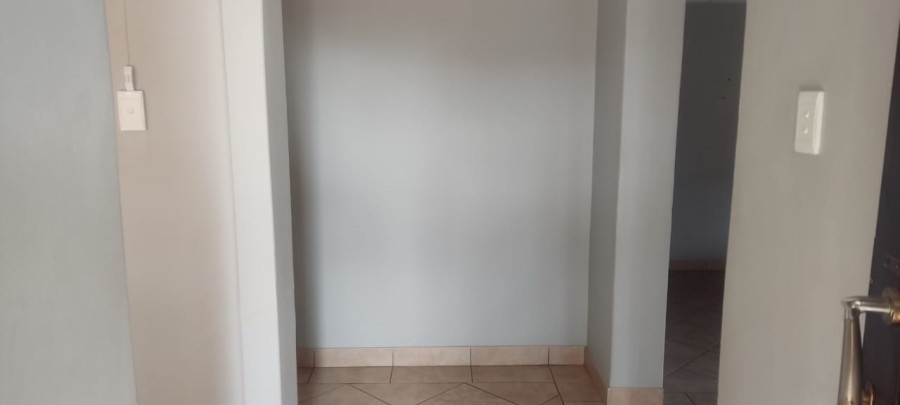 To Let 3 Bedroom Property for Rent in Suideroord Gauteng