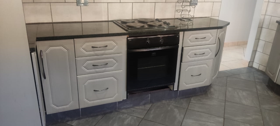To Let 3 Bedroom Property for Rent in Suideroord Gauteng