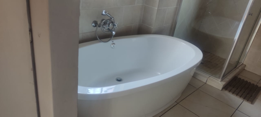 To Let 3 Bedroom Property for Rent in Suideroord Gauteng
