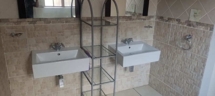 To Let 3 Bedroom Property for Rent in Suideroord Gauteng