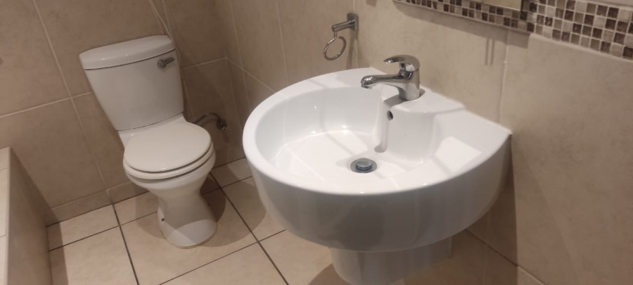 To Let 3 Bedroom Property for Rent in Suideroord Gauteng