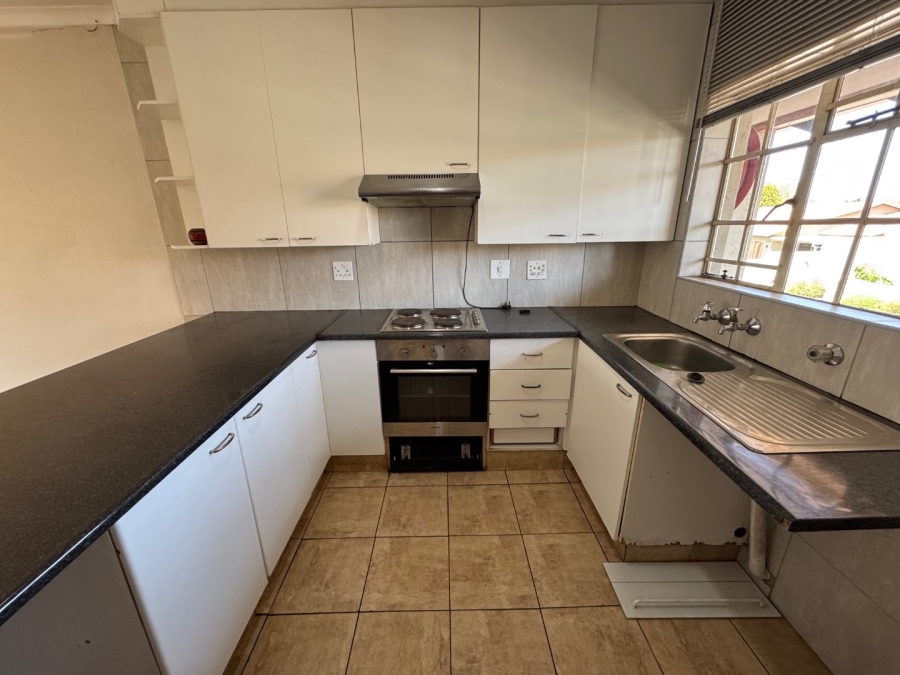 2 Bedroom Property for Sale in Freeway Park Gauteng