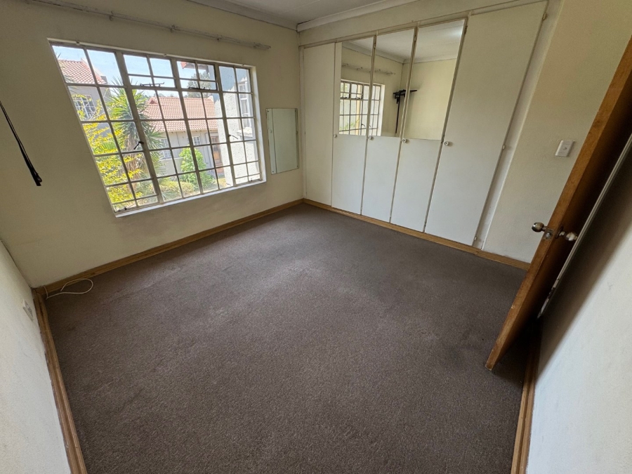 2 Bedroom Property for Sale in Freeway Park Gauteng