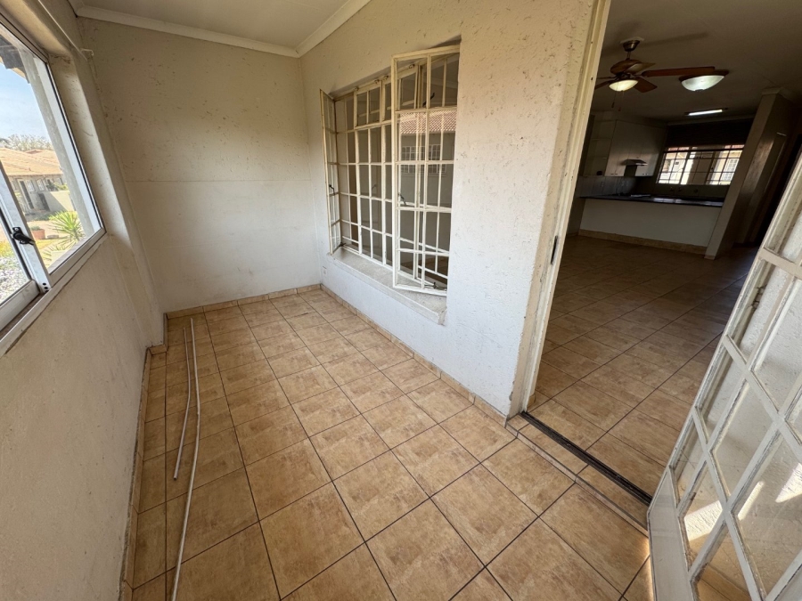 2 Bedroom Property for Sale in Freeway Park Gauteng